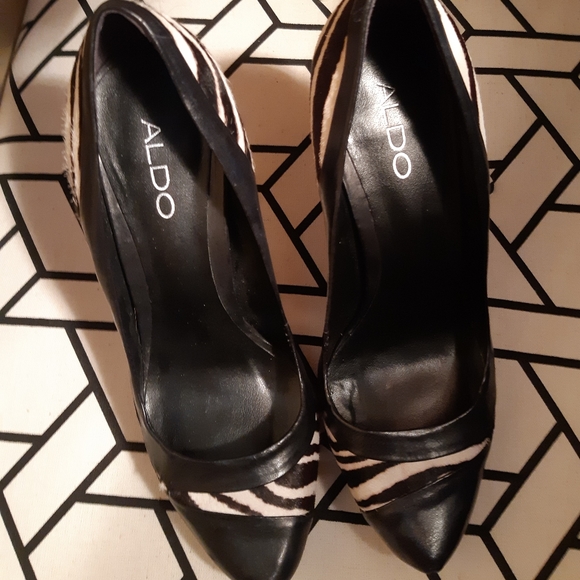 Aldo Spikes - Picture 2 of 5
